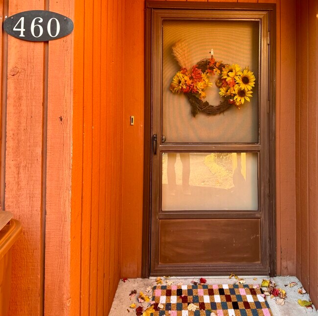 Building Photo - 460 Asbury Ridge