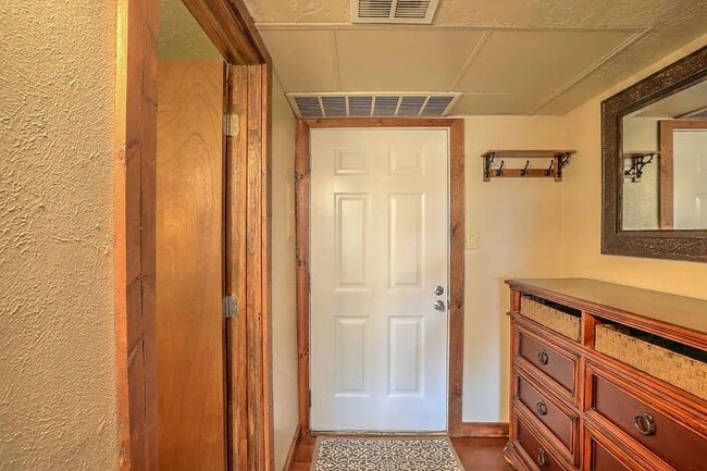 Building Photo - Gated Community- Studio Apartment NE