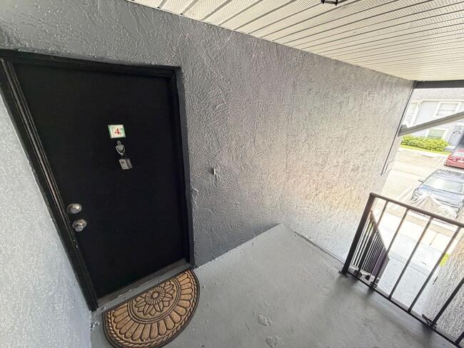 Building Photo - PRICE DROP! Orlando: 2BD/ 2BA - A Bright, Comfortable Home Designed for Everyday Living! WASHER &...