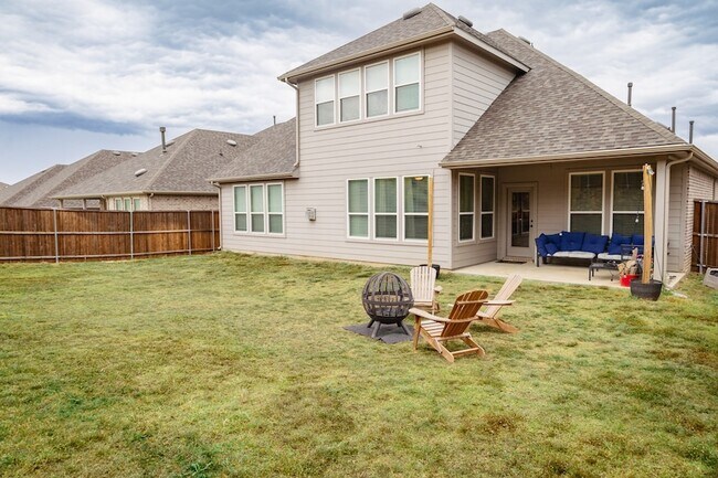Building Photo - 2808 Ranger Ln