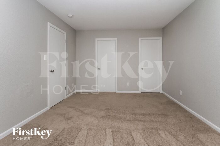 Building Photo - 4041 Magnolia Dr