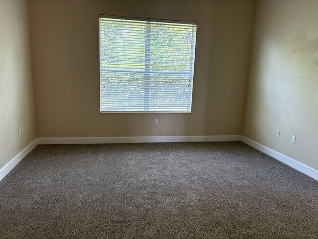 Building Photo - Cypress Reserve Townhome - Gated Community