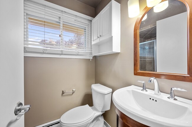 Building Photo - 2434 Parcells Cir