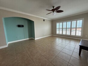 Building Photo - Spacious 2/2 Condo with Waterview in River Dance!