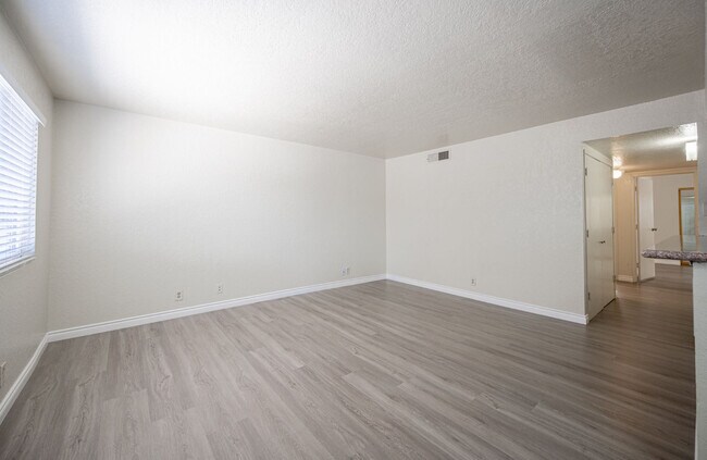 Building Photo - 5336 Mancos Ct