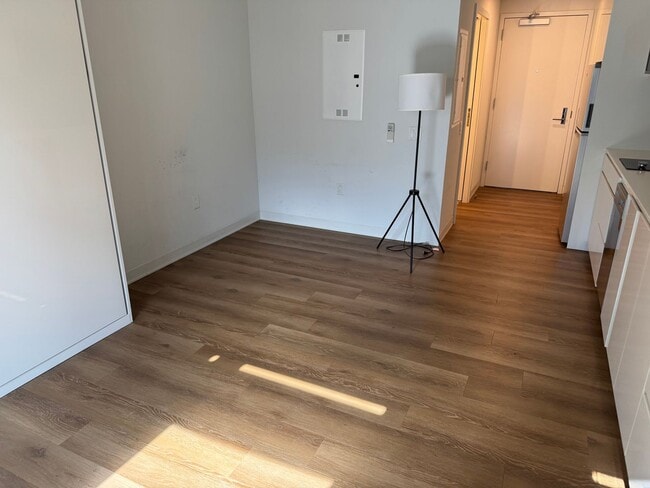 Building Photo - Aalii Studio unit