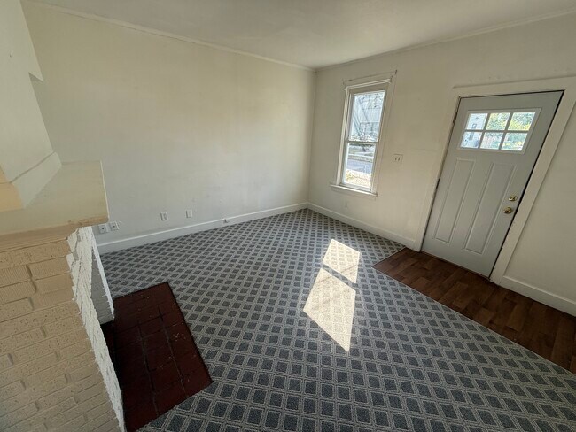 Building Photo - 344 Loeffler Ave