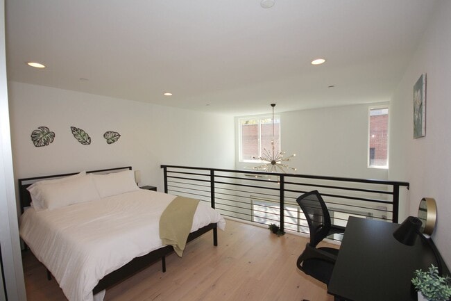 Building Photo - Modern Loft In Prime Wallingford Location!