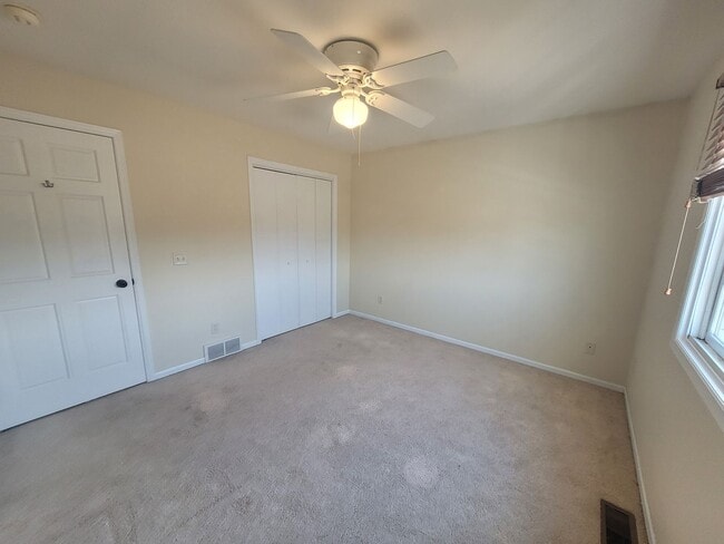 Building Photo - 2255 Vesterheim St