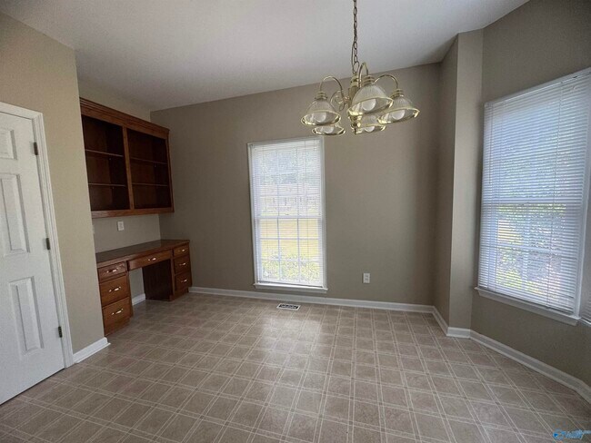 Building Photo - 109 Simmons Dr