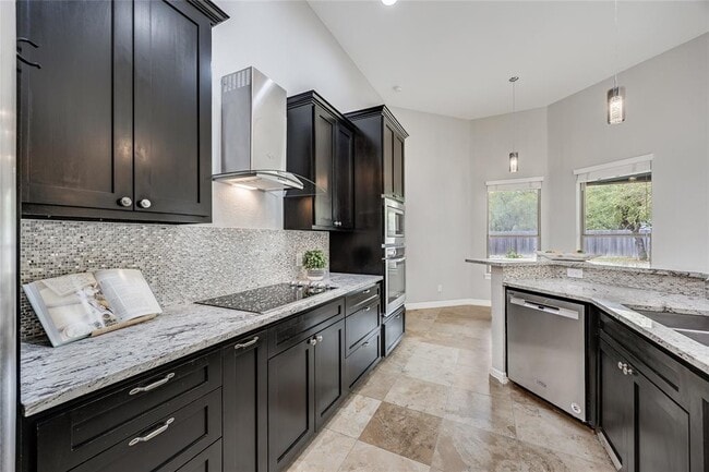 Building Photo - 21434 Lakefront Dr