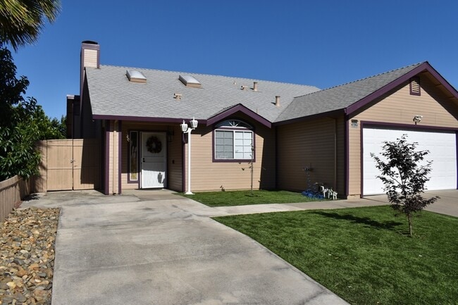 Building Photo - 4790 Winona Way