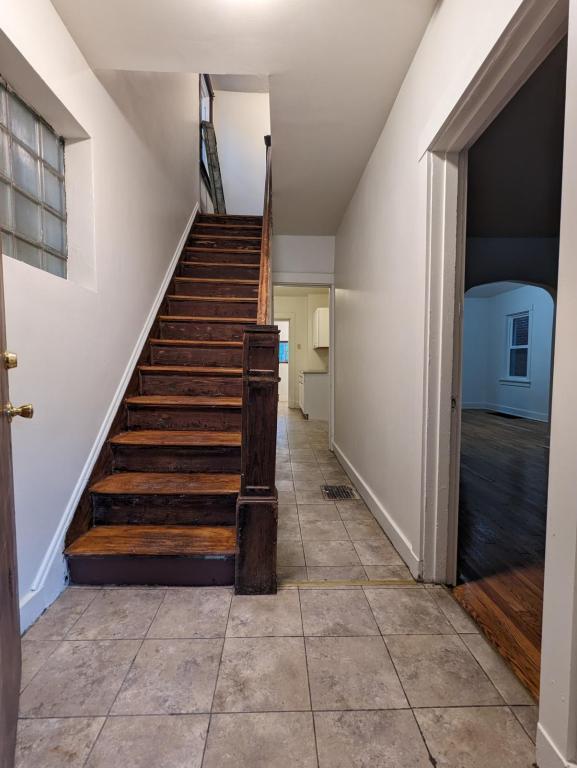 Building Photo - 6534 Deary St