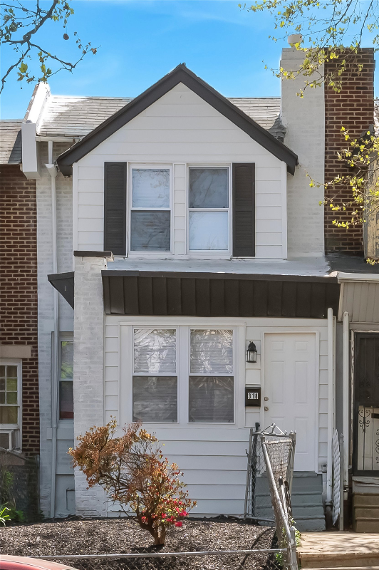 Building Photo - 318 Berkley St