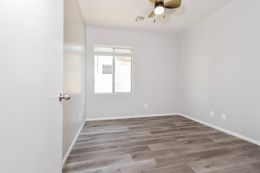 Building Photo - 9729 Red Horse St