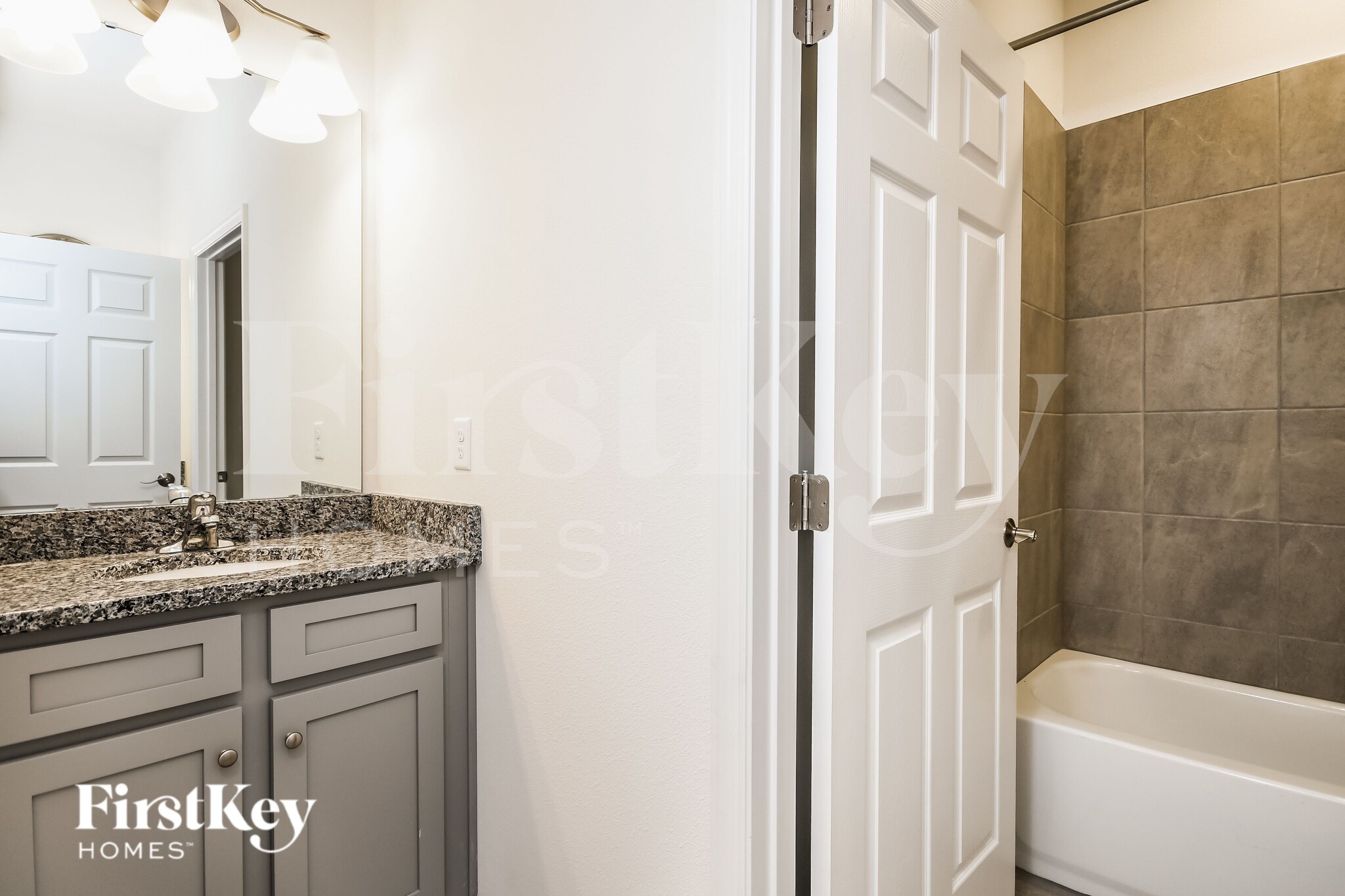 Building Photo - 609 Crown Rose Dr