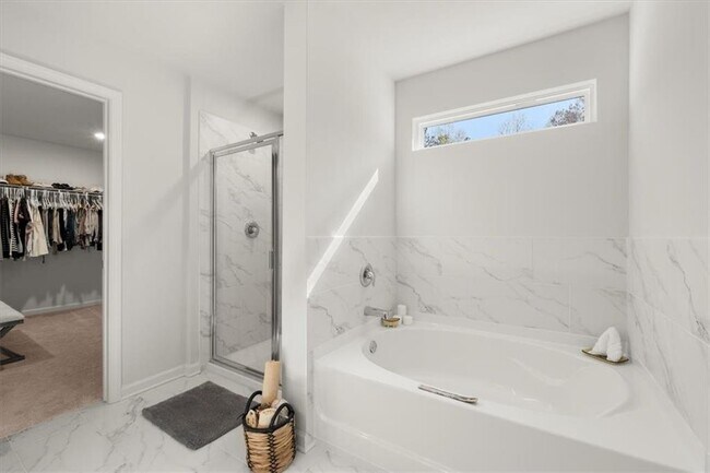 Building Photo - 29 Dew Drop Pointe