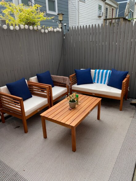 Building Photo - 308 P St NW