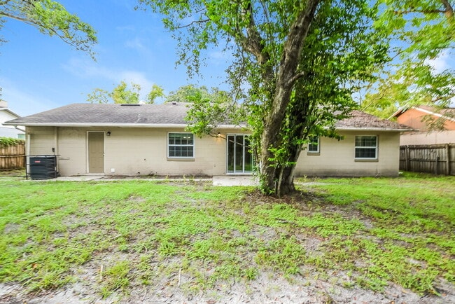 Building Photo - 6226 Centennial Dr