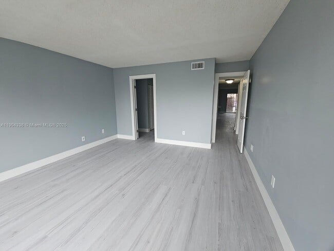 Building Photo - 6547 SW 116th Pl