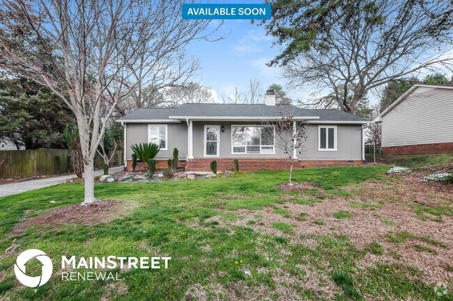 Building Photo - 20901 Sierra Vista Dr
