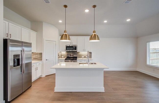 Building Photo - 8627 Pier Cove Dr