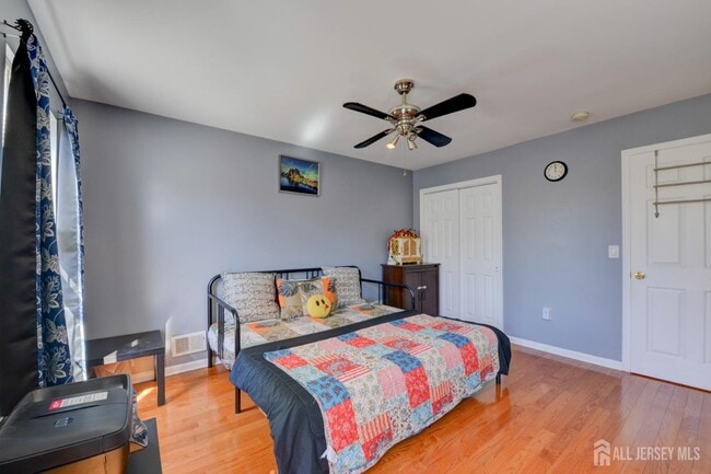 Building Photo - 13 Lackland Ave