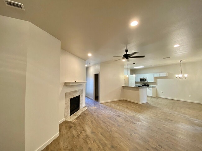 Building Photo - 2729 137th St