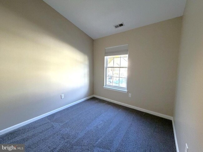 Building Photo - 623 Trout Run Ct