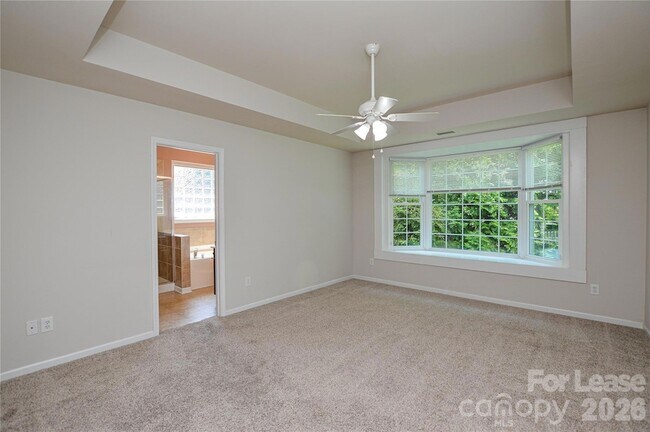 Building Photo - 1008 Millbank Dr