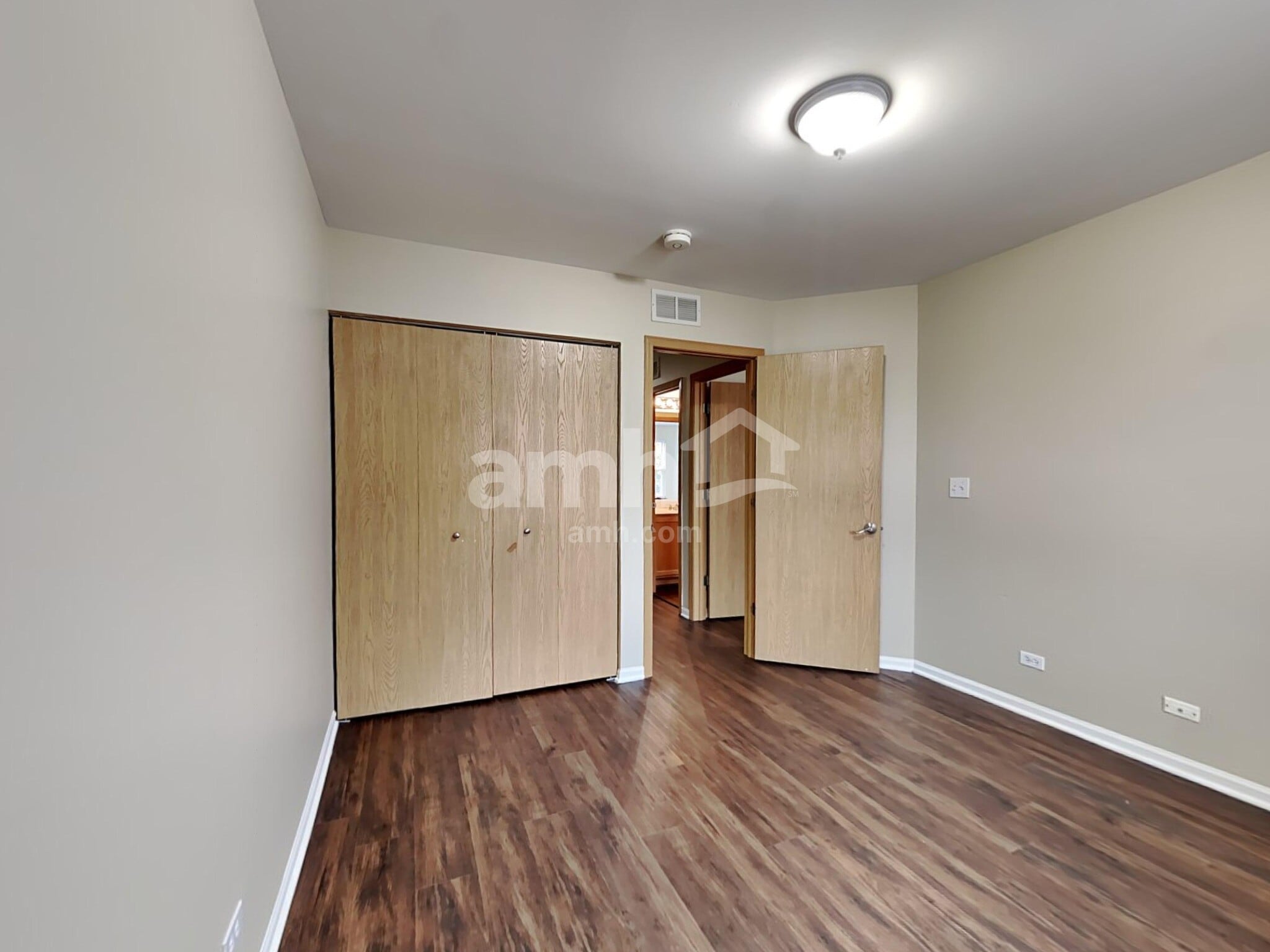 Building Photo - 240 Wedgewood Cir