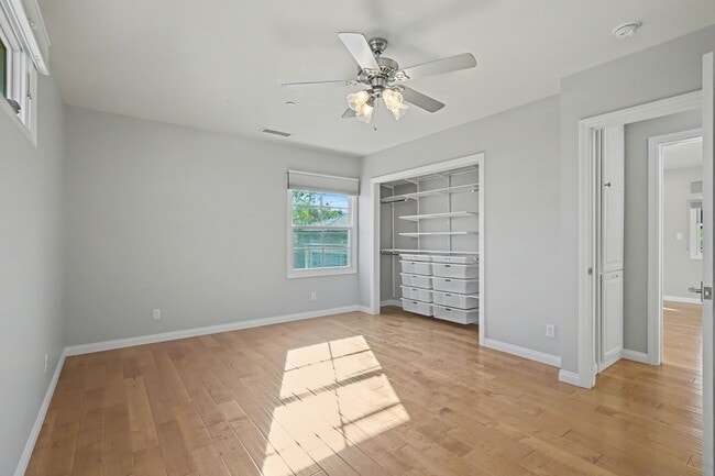 Building Photo - 2450 Queensberry Road • Pasadena 4BR | 3BA |