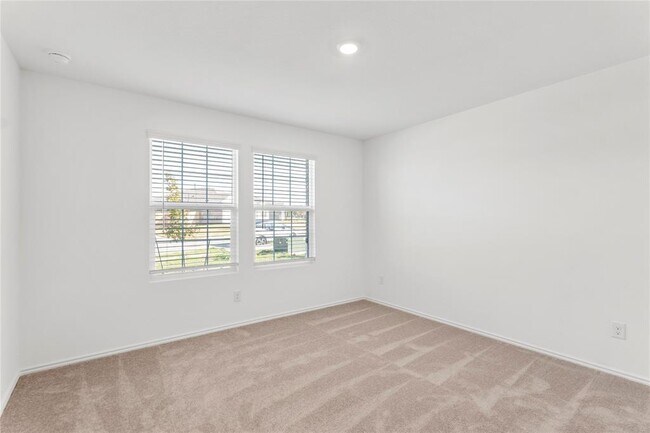 Building Photo - 144 Sky Meadows Cir