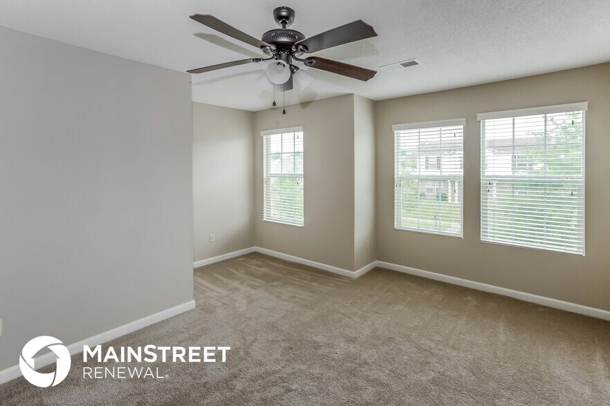 Building Photo - 9966 Chariden Dr
