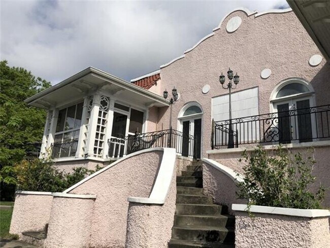 Building Photo - 4603 S Miro St