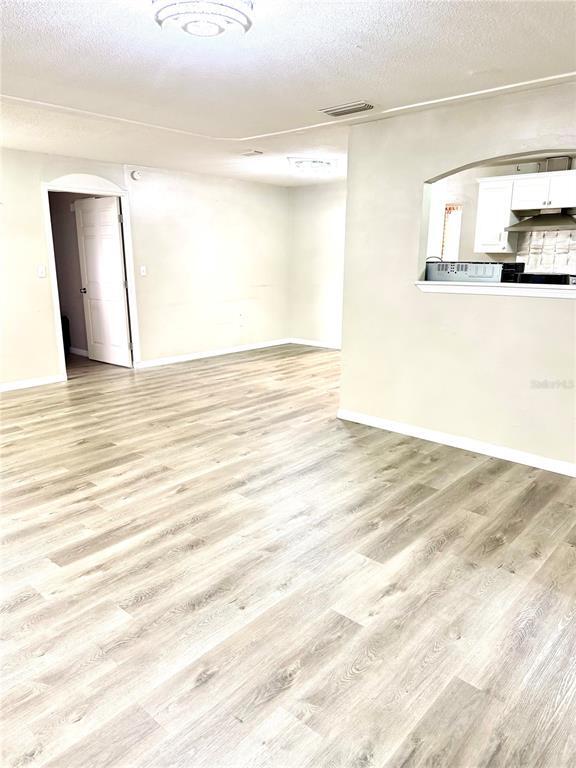 Building Photo - 2474 Dianne Dr