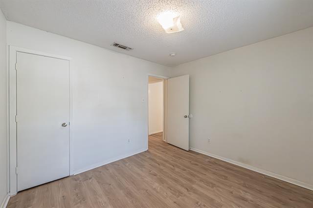 Building Photo - 1508 6th Ave