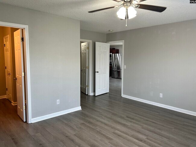 Building Photo - 218 Cogburn Rd