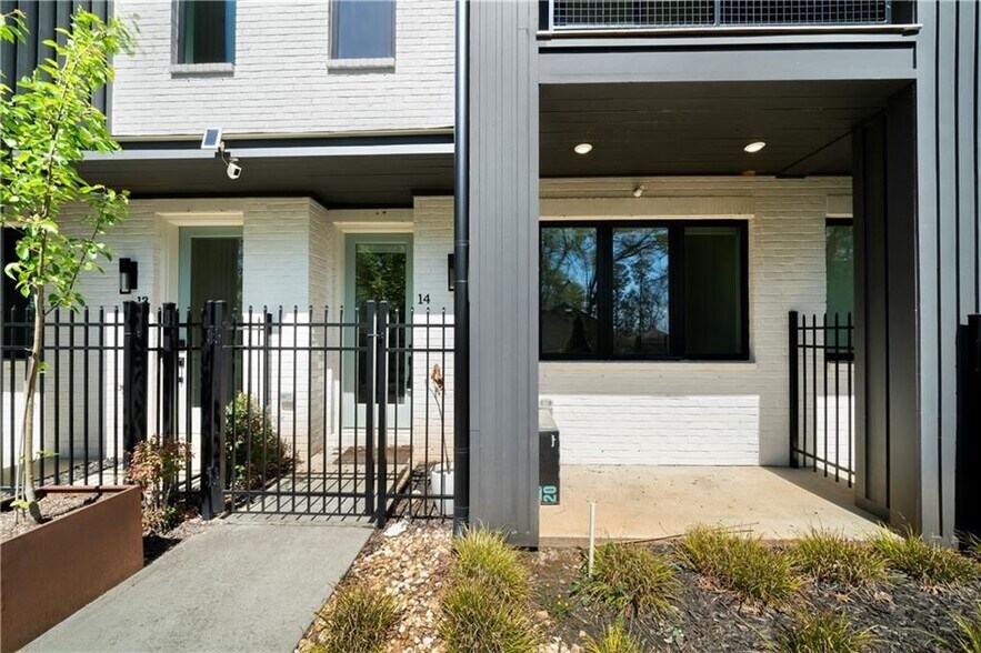 Building Photo - 2347 Hosea L Williams Dr NE