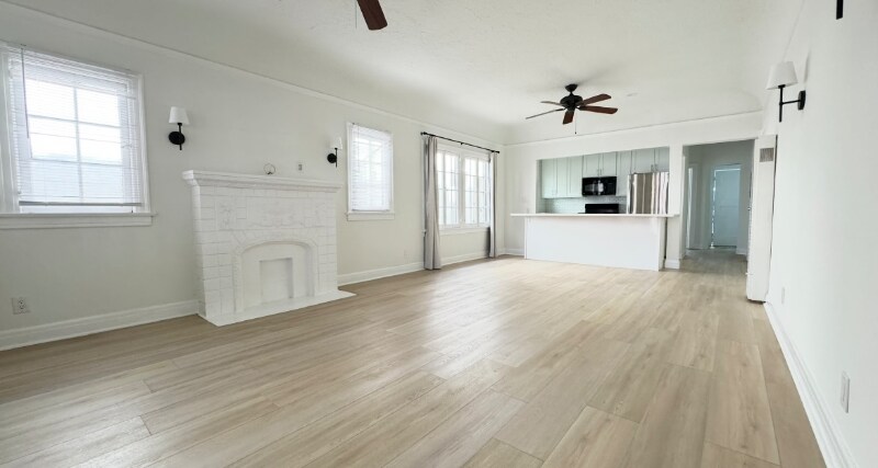 Building Photo - 422 N Spaulding Ave