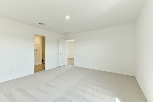 Building Photo - 12006 Noble Wood Vlg