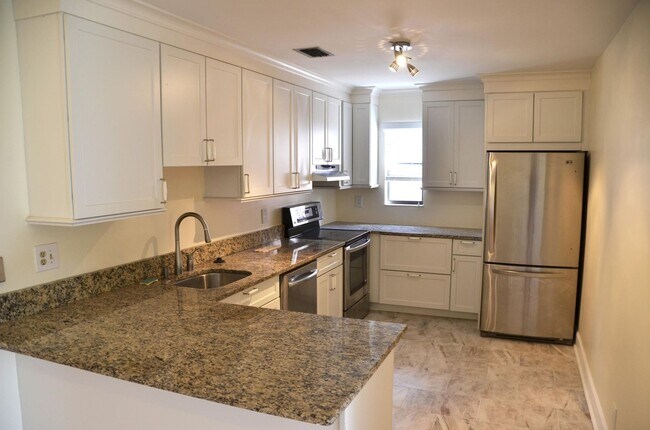 Building Photo - 3355 Jaywood Terrace