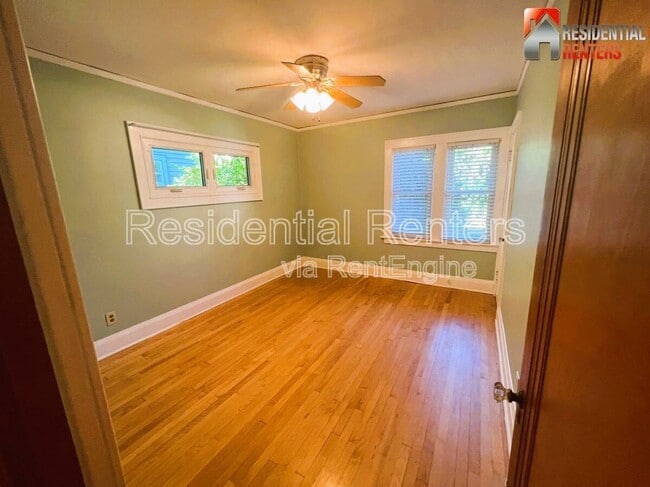 Building Photo - 2372 N 61st St