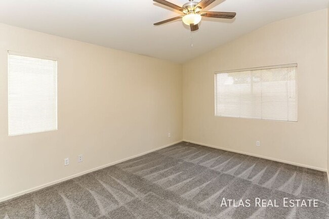 Building Photo - 5408 Ravana Ave