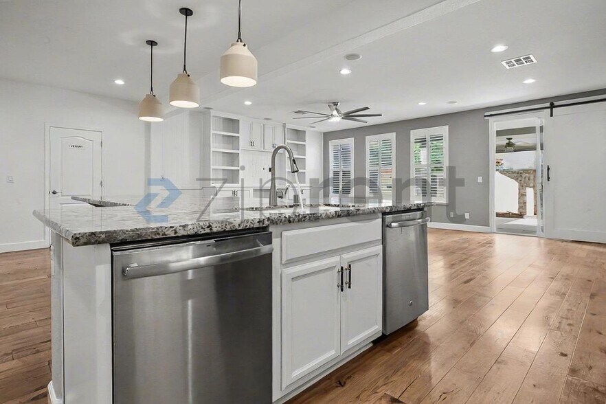 Building Photo - 3540 Arden Villa Ct