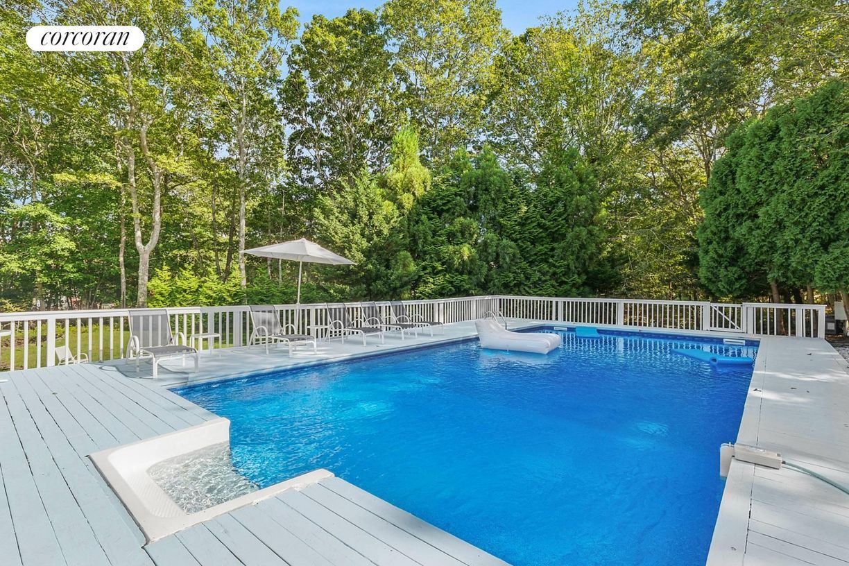 Building Photo - 5 Mountain Laurel Ln