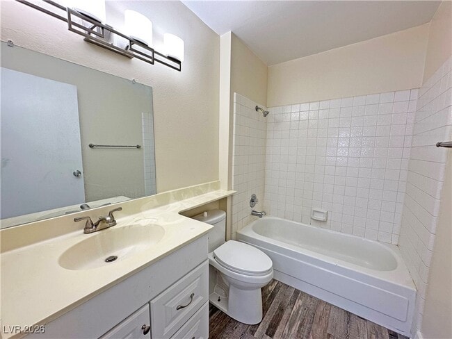 Building Photo - 117 Boysenberry Ln