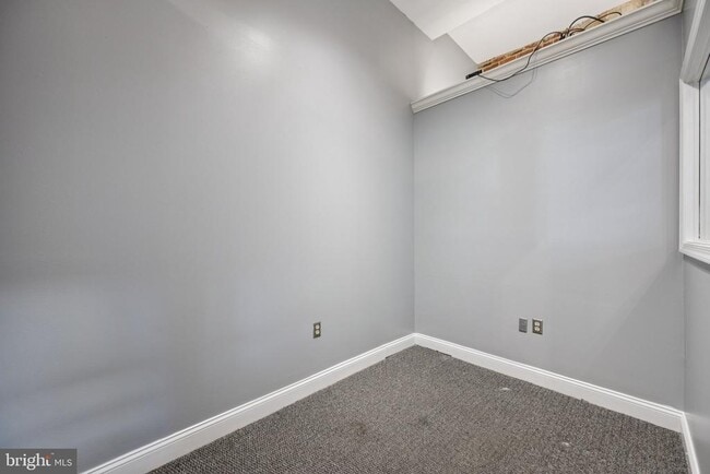 Building Photo - 1412 Light St