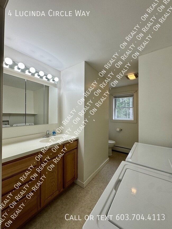 Building Photo - 4 Lucinda Cir Way