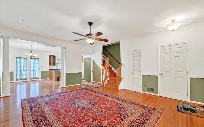 Building Photo - 9855 Sherwood Farm Rd